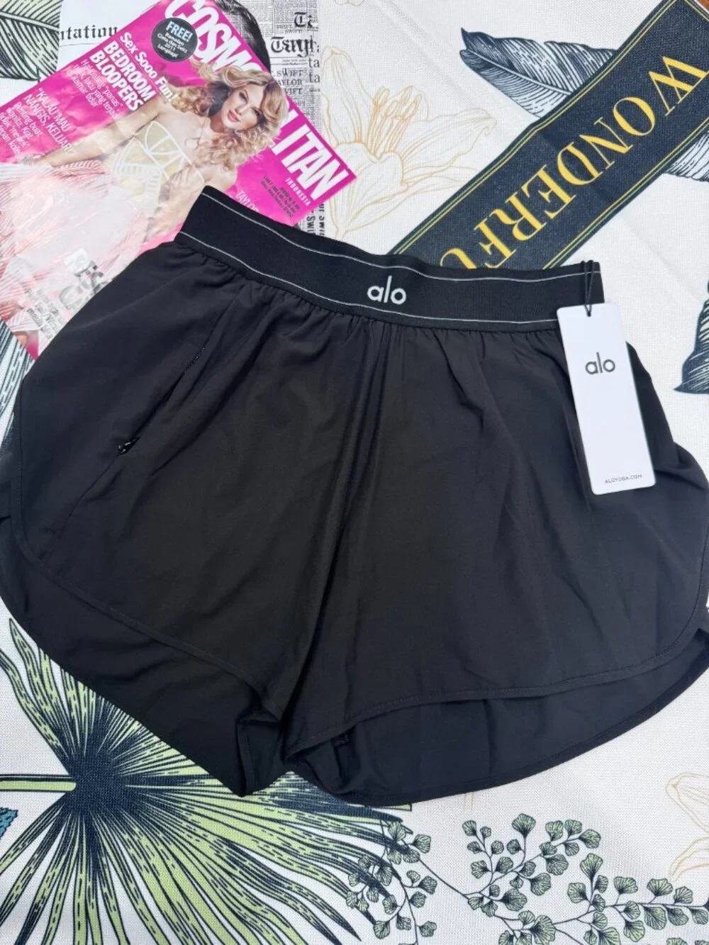 🩳Alo Yoga Match Point Short NWT,Black Elastic waist Athleisure/Sports Shorts 🛒 - Picture 1 of 8